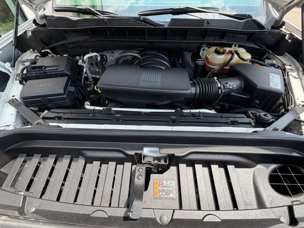 Used 2021 White GMC SLT image 7