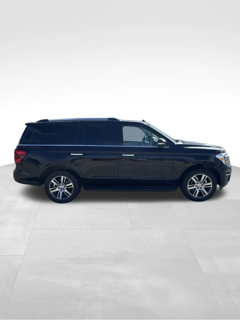 Used 2024 Agate Black Metallic Ford Limited image 1