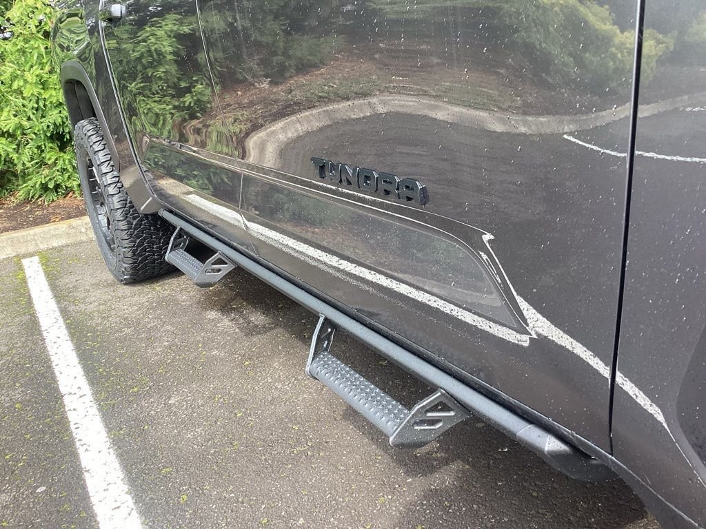2025 Toyota Tundra SR5 - Photo 10
