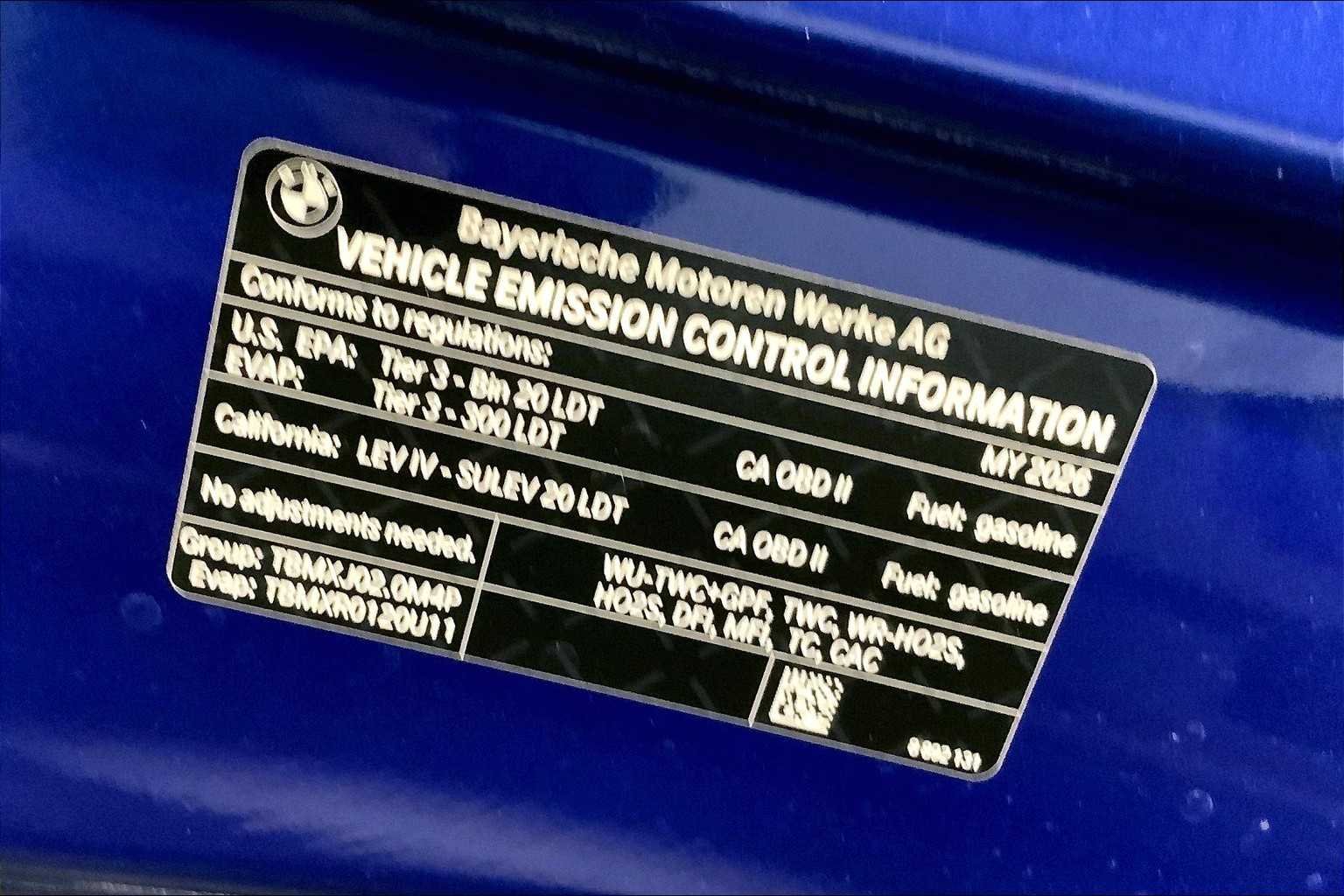 New 2026 Portimao Blue Metallic BMW xDrive28i image 17