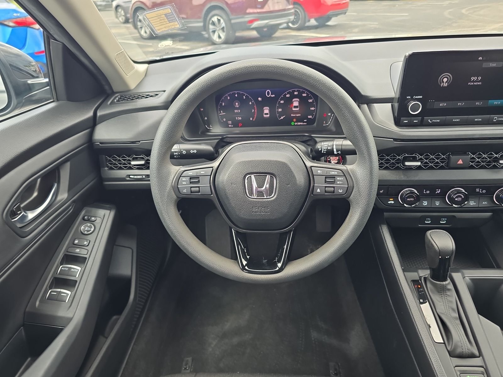 2025 Honda Accord SE - Photo 10