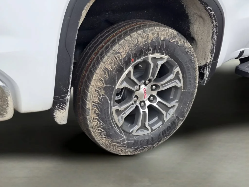 2026 GMC Sierra 1500 SLE - Photo 12