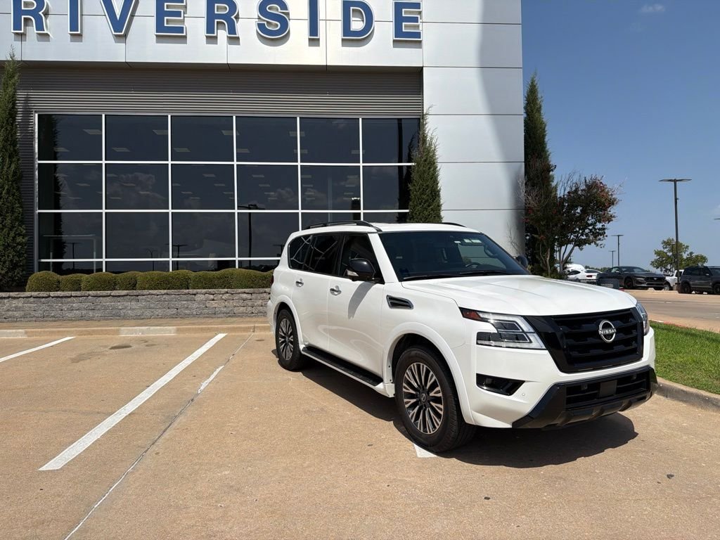 Used 2023 Aspen White Nissan SL image 2