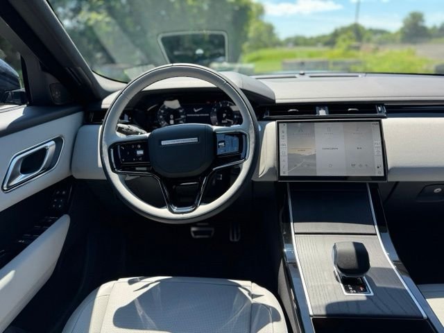 New 2026 Varesine Blue Land Rover P250 Base image 13