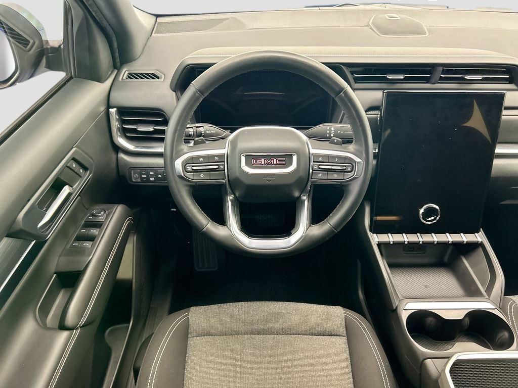 Used 2025 Rapids Metallic GMC Elevation image 10