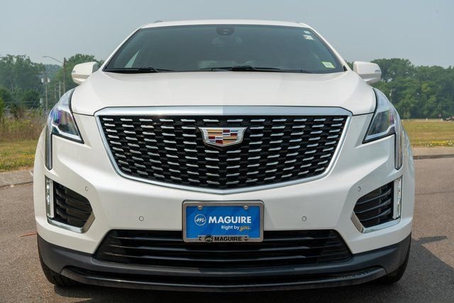 Used 2021 White Cadillac Luxury image 3