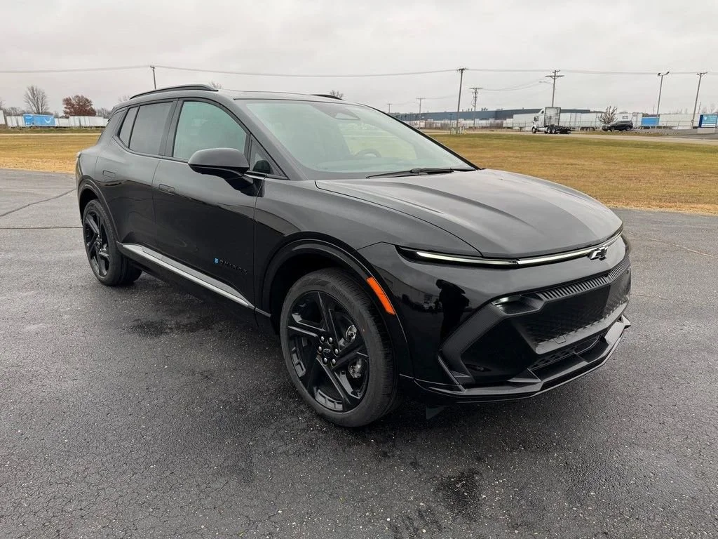 2026 Chevrolet Equinox EV RS - Photo 7