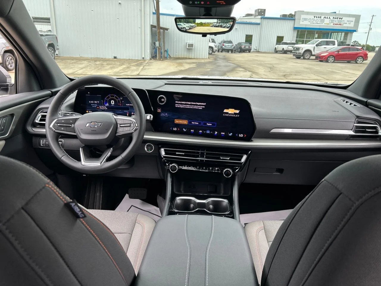 New 2026 Summit White Chevrolet LT image 21