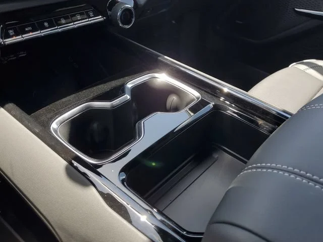 New 2026 Black Chevrolet LT - Extended Range image 29