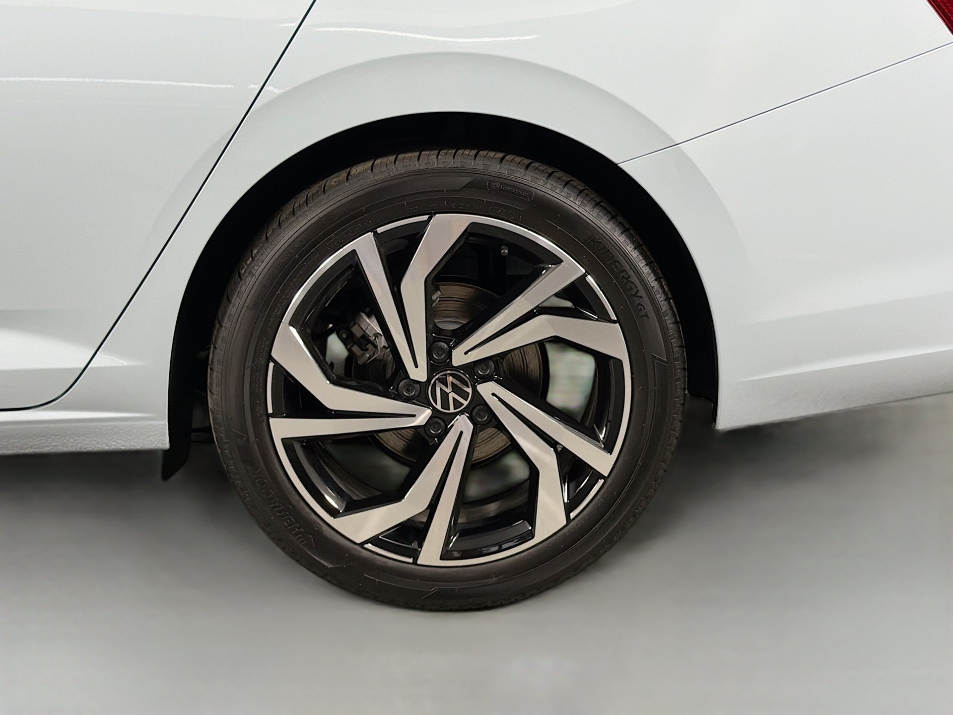 2026 Volkswagen Jetta SEL - Photo 27