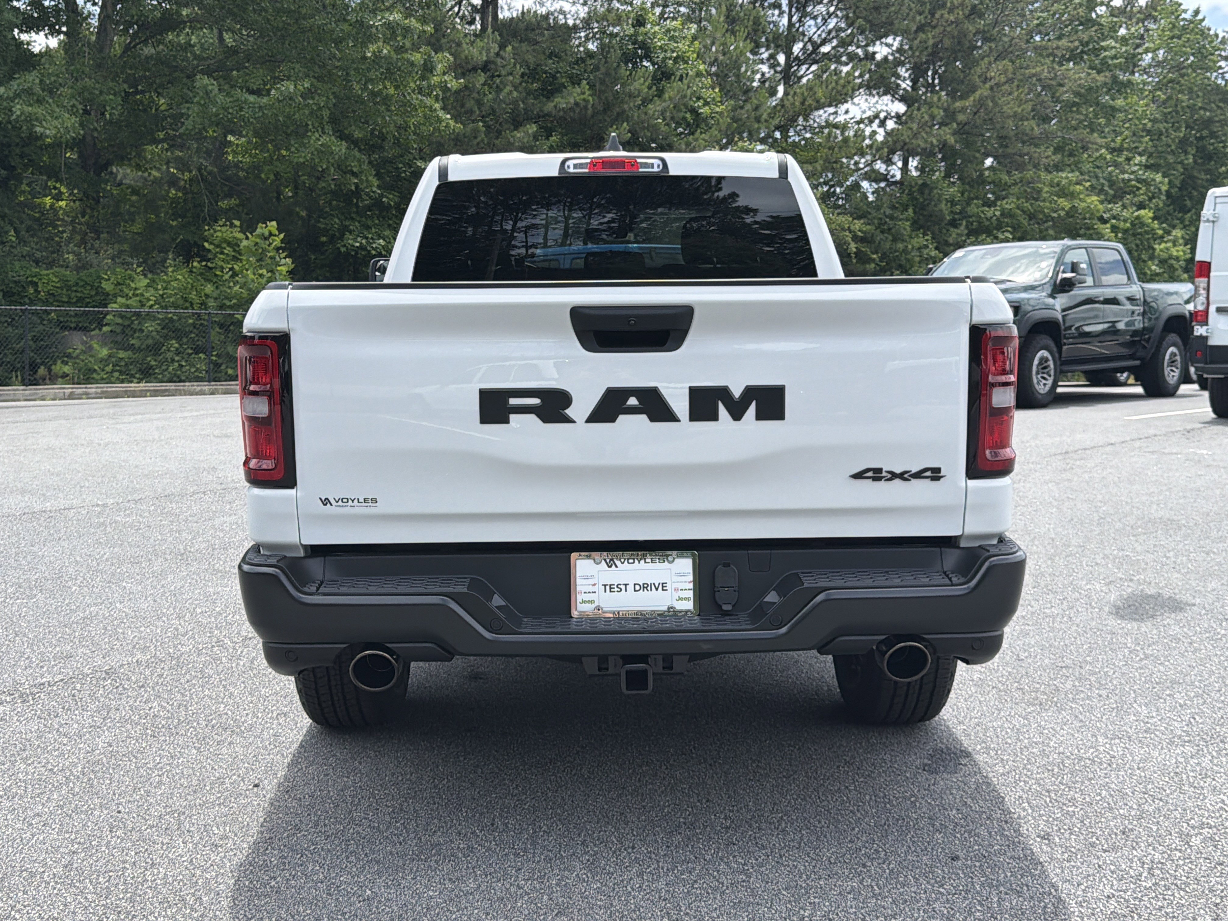 New 2026 Bright White Clear-Coat Exterior Paint RAM Tradesman image 7