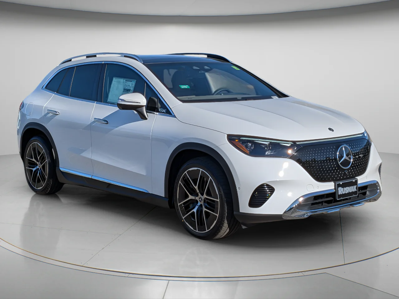 New 2027 Polar White Mercedes-Benz EQE 320+ image 1