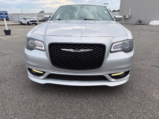 Used 2020 Silver Chrysler S image 8