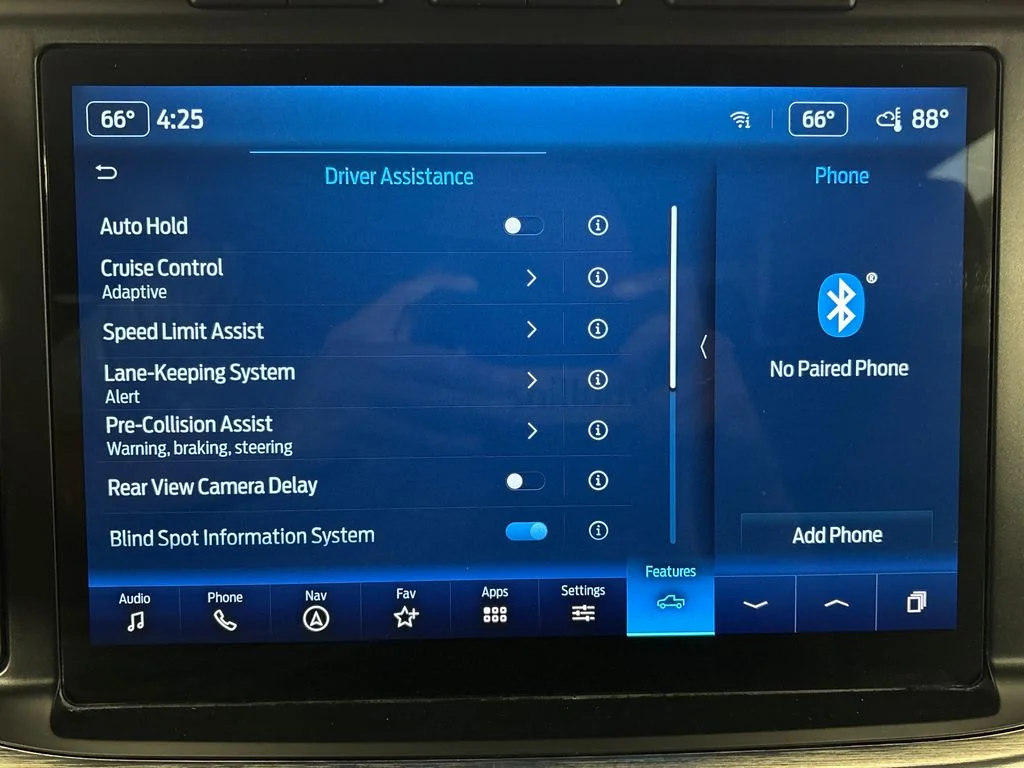 Certified Used 2023  Ford Lariat image 26