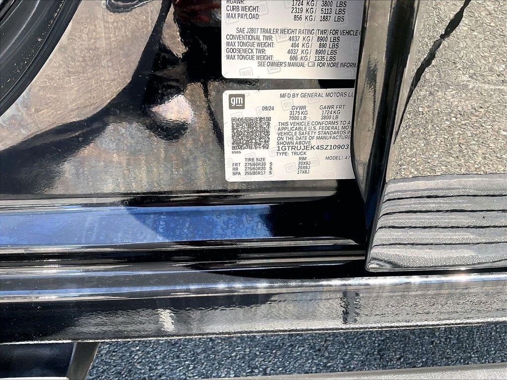 Used 2025 Black GMC Elevation image 36