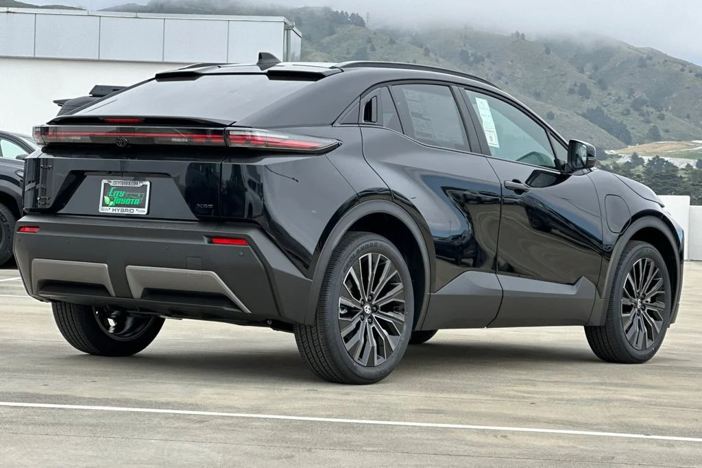 New 2026 Midnight Black Metallic Toyota  XSE image 4