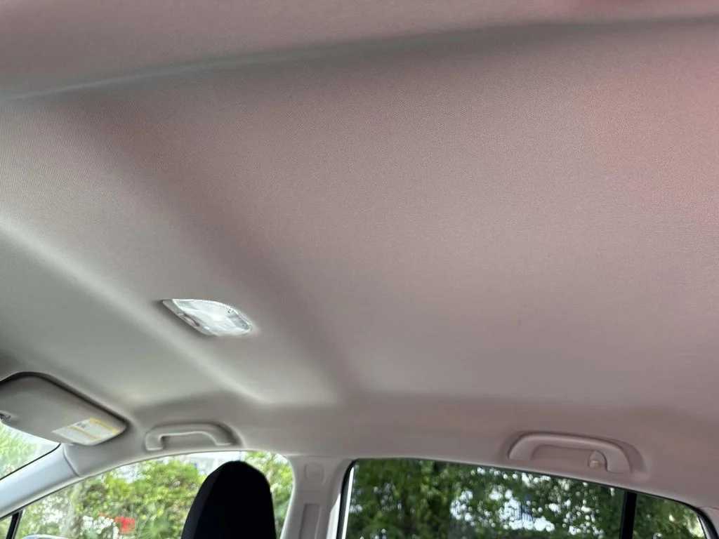 Used 2023 White Subaru Base image 16
