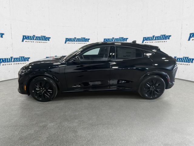 New 2026 Black Ford Premium image 4
