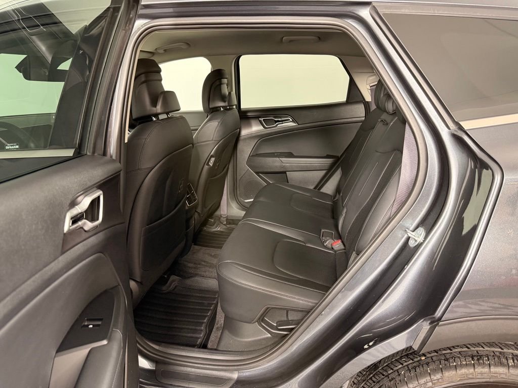 Used 2026 Gravity Gray Kia EX image 17