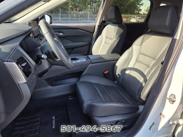 Used 2024 White Nissan SL image 9