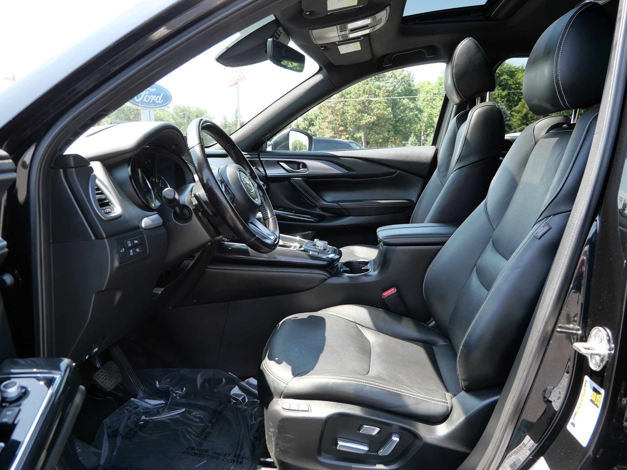Used 2022 Jet Black Mica Mazda Grand Touring image 10