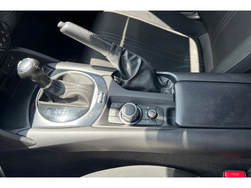 Used 2020 Jet Black Mica Mazda Club image 29