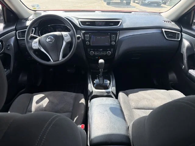 Used 2016 Red Nissan SV image 18