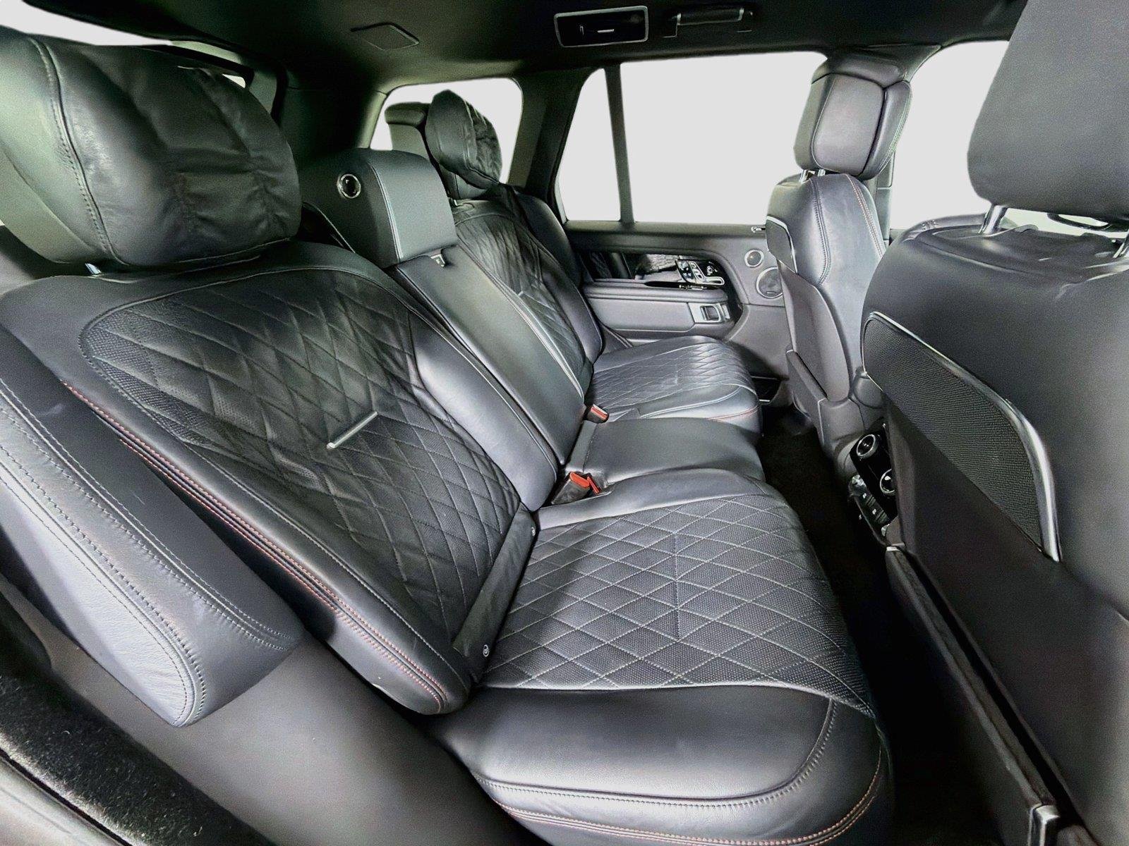 Used 2021 Scafell Grey Satin Land Rover SV Autobiography Dynamic image 29