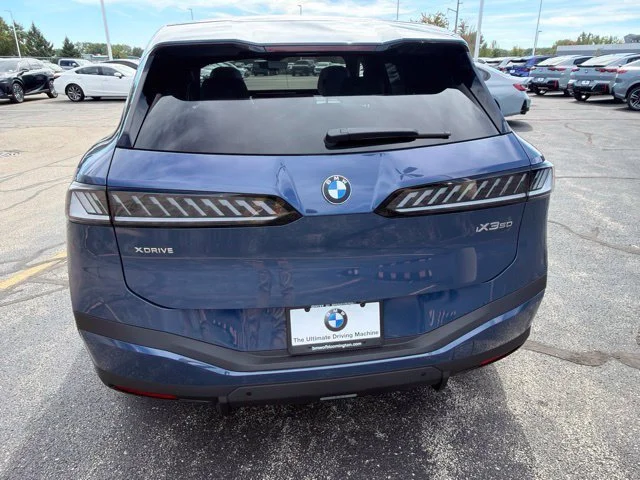 New 2027 Ocean Wave Blue Metallic BMW  image 5