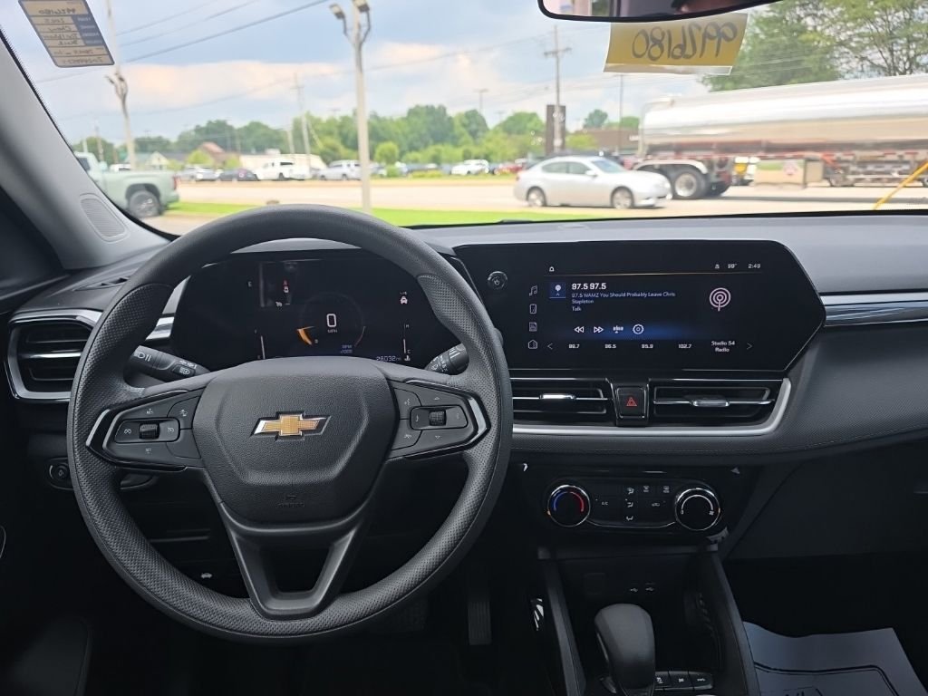 Used 2025 Black Chevrolet LT image 12
