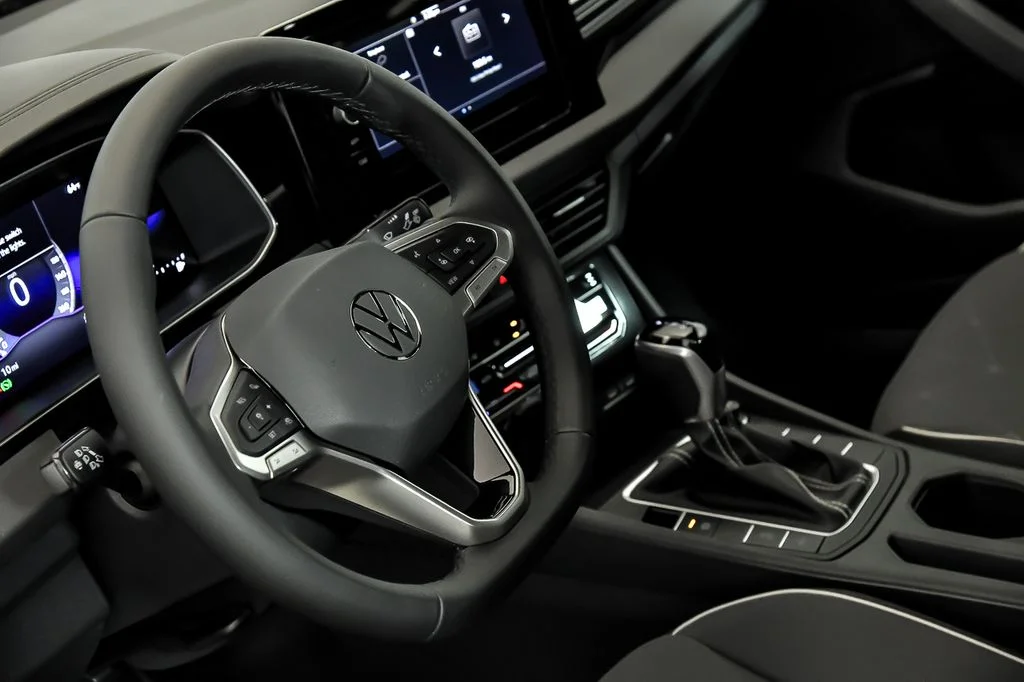 New 2026 Black Volkswagen 1.5T Sport image 9