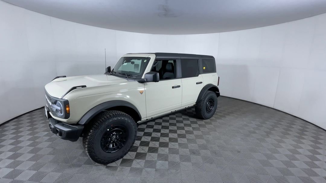 New 2026 Desert Sand Ford Badlands image 3