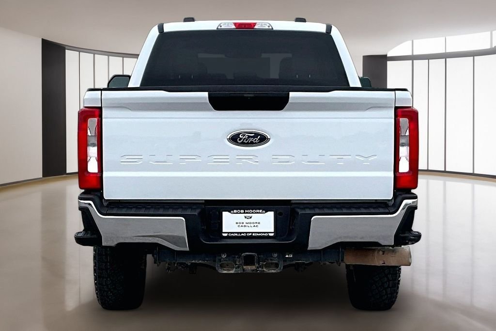 Used 2023 White Ford XLT image 4