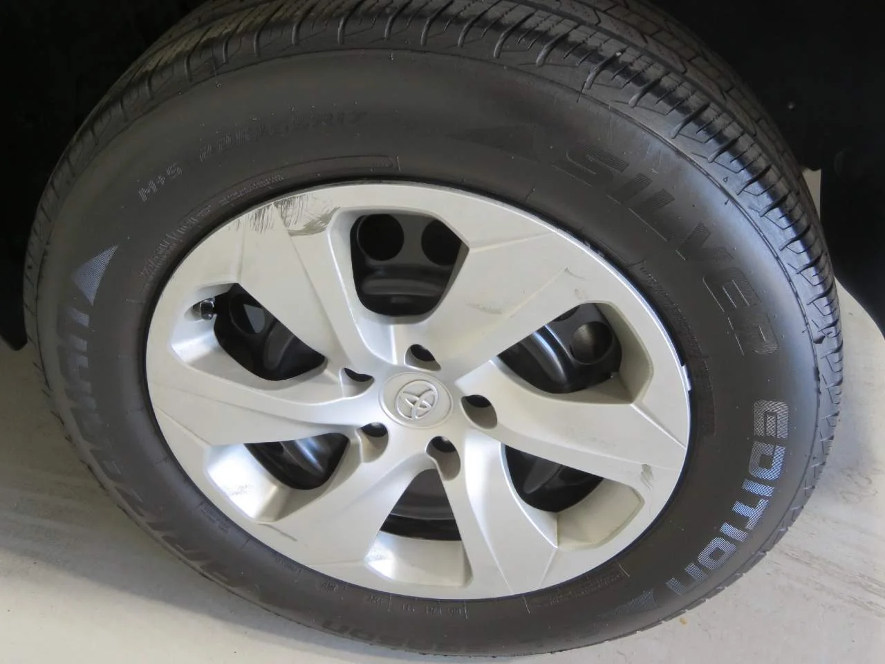Used 2019 Super White Toyota LE image 9