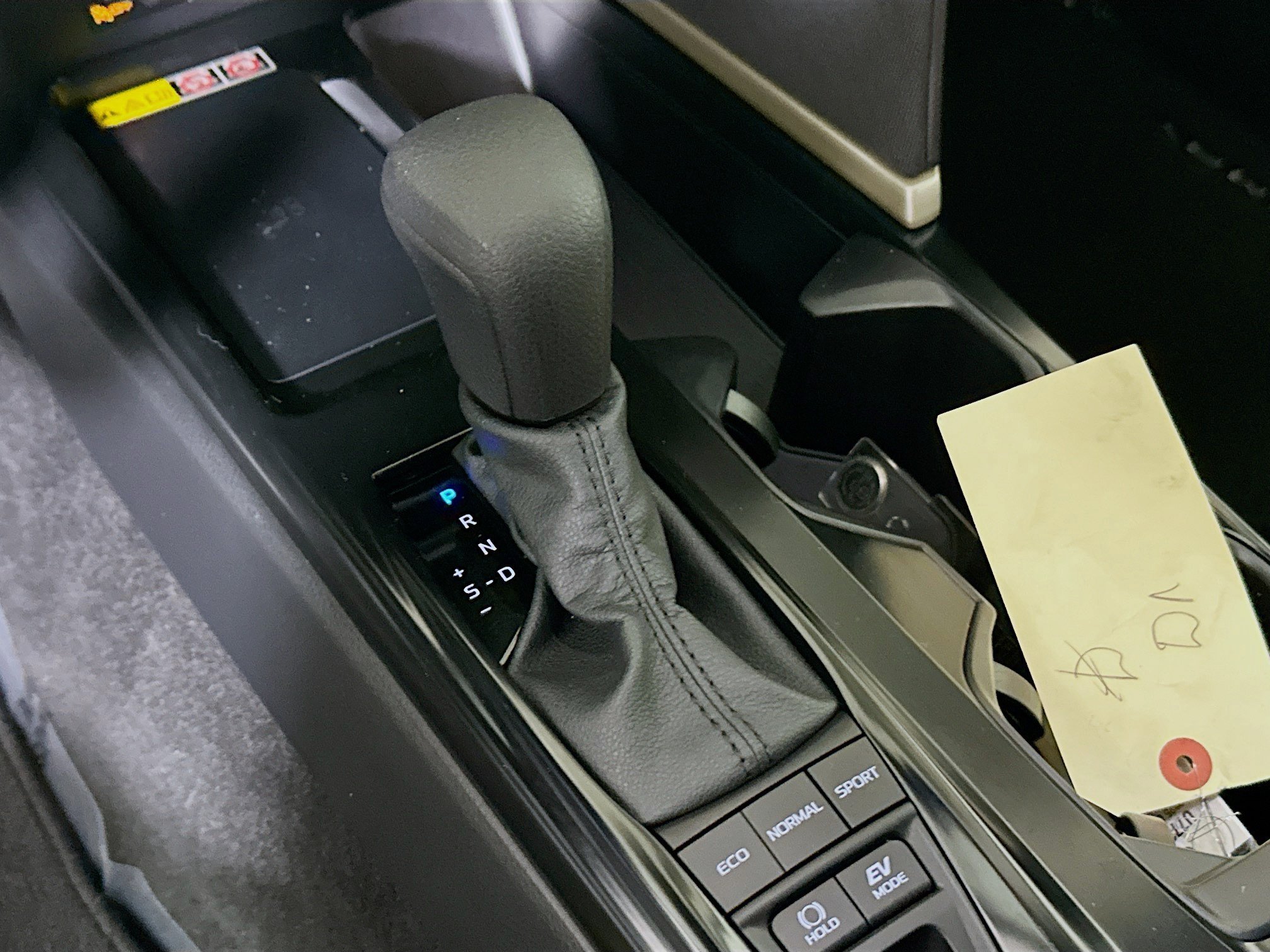 Used 2025 Underground Toyota LE image 21