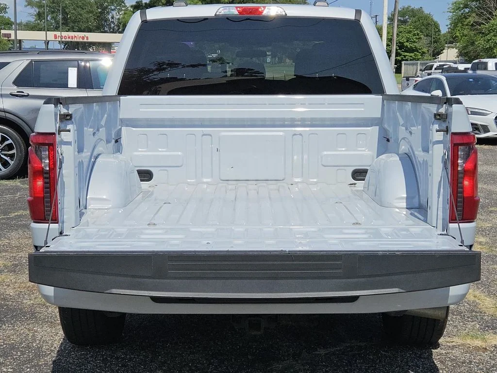 Used 2025 White Metallic Ford STX image 13