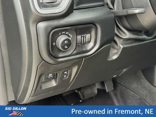 Used 2021 Delmonico Red Pearlcoat Ram Laramie image 13