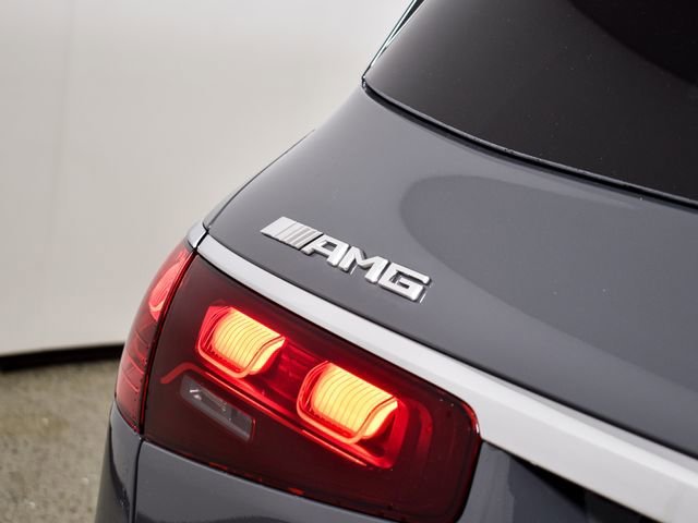 New 2026 MANUFAKTUR Silicon Grey Mercedes-Benz GLS 63 AMG® image 70