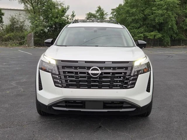 New 2026 Everest White Pearl TriCoat Nissan SV image 8