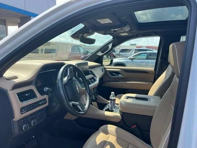 Used 2024 Summit White Chevrolet Premier image 8