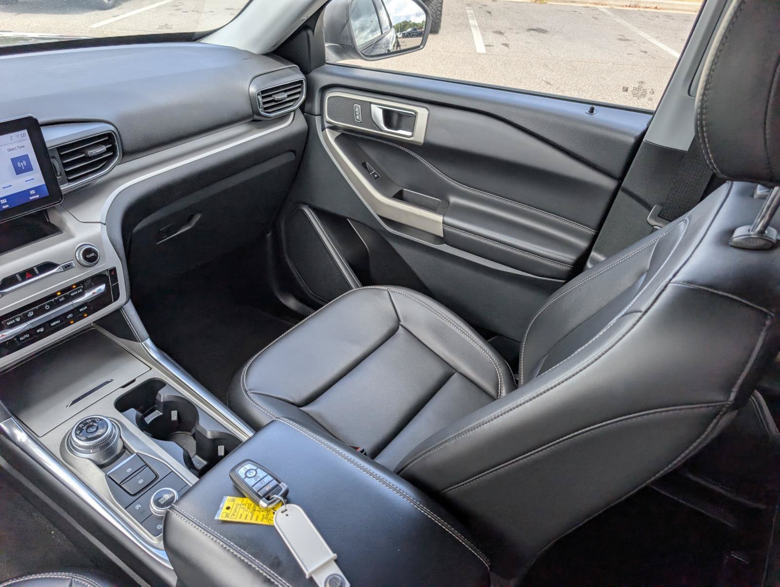 2023 Ford Explorer XLT - Photo 19