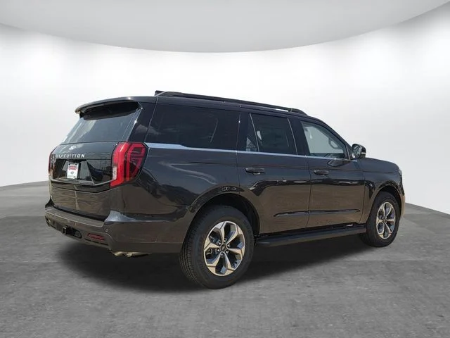 New 2027 Dark Matter Gray Metallic Ford Active image 25