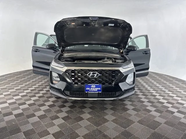 Used 2019 Black Hyundai SE image 13