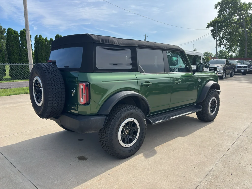 Used 2025 Eruption Green Metallic Ford Outer Banks image 7
