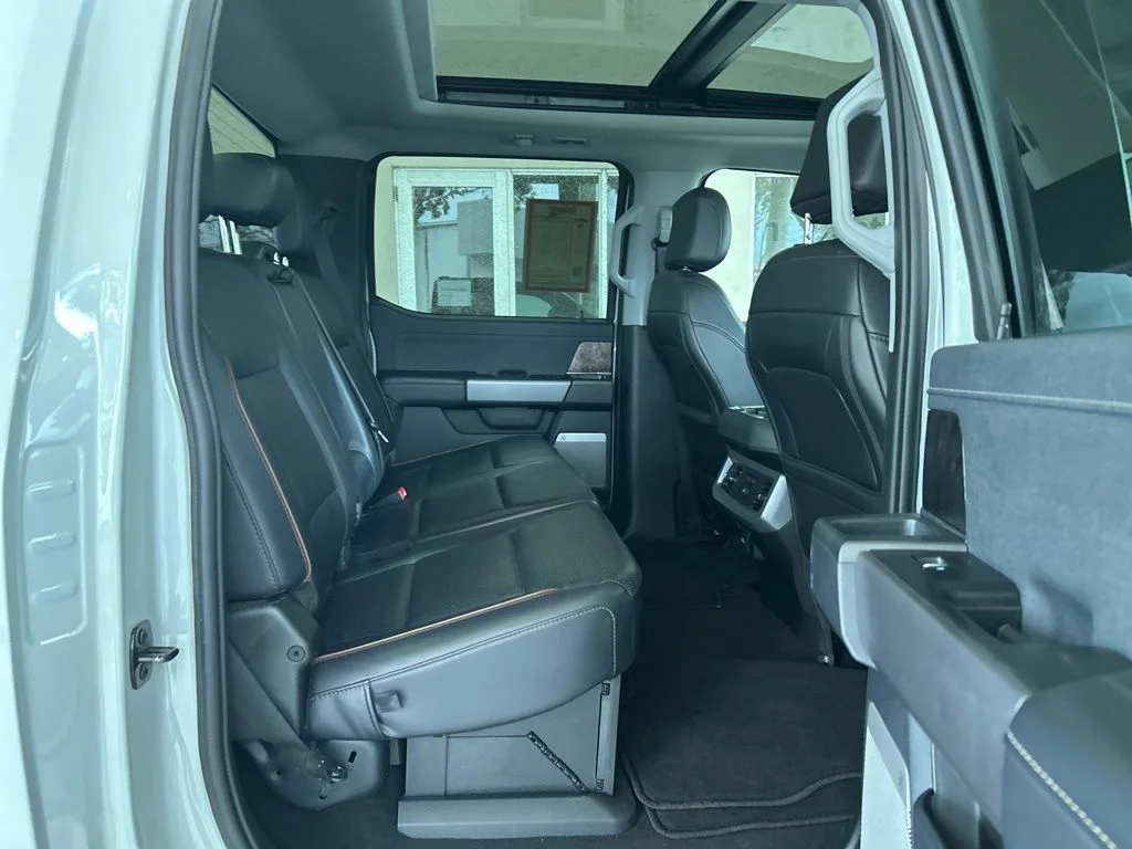 Used 2025 Gray Ford Lariat image 28