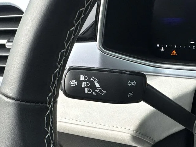 New 2026 Black Volkswagen 1.5T SE image 22