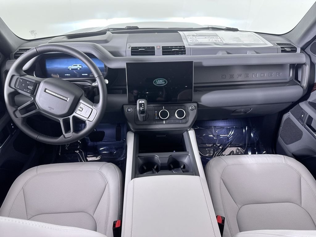 New 2026 Sedona Red Land Rover X-Dynamic SE image 19