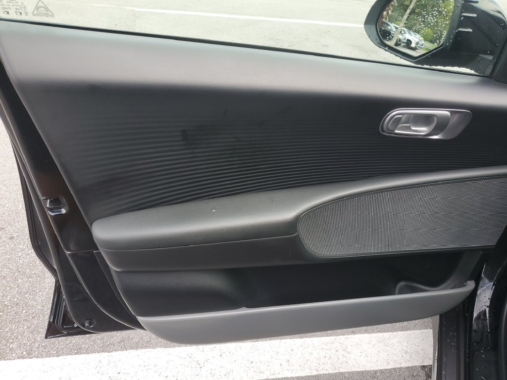 Used 2024 Black Hyundai SEL image 10