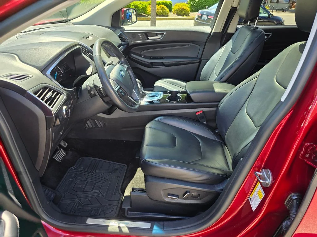 Used 2015 Red Ford Titanium image 20