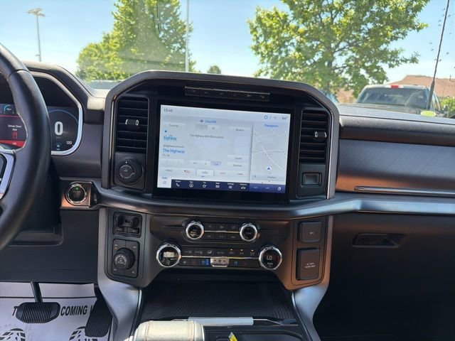 Used 2021 Black Metallic Ford Platinum image 17